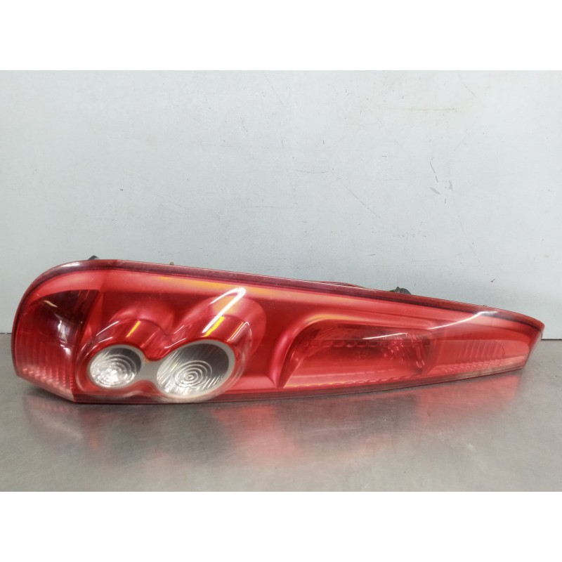 Recambio de piloto trasero izquierdo para ford fiesta (cbk) ambiente referencia OEM IAM Recambio de piloto trasero izquierdo para ford fiesta (cbk) ambiente referencia OEM IAM