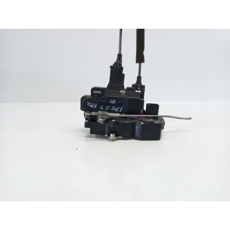 Recambio de cerradura puerta trasera izquierda para chevrolet captiva 2.0 vcdi lt referencia OEM IAM Recambio de cerradura puerta trasera izquierda para chevrolet captiva 2.0 vcdi lt referencia OEM IAM