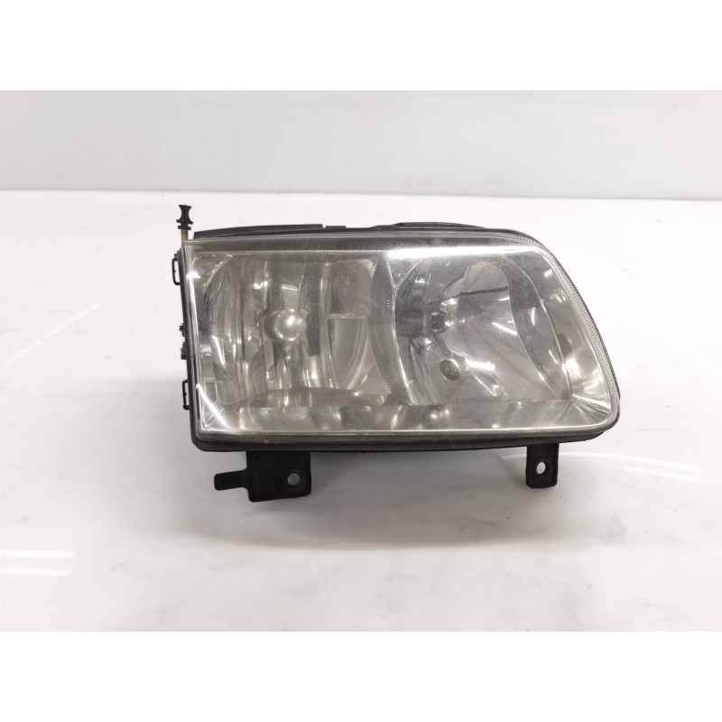 Recambio de faro derecho para volkswagen polo berlina (6n2) trendline referencia OEM IAM Recambio de faro derecho para volkswagen polo berlina (6n2) trendline referencia OEM IAM