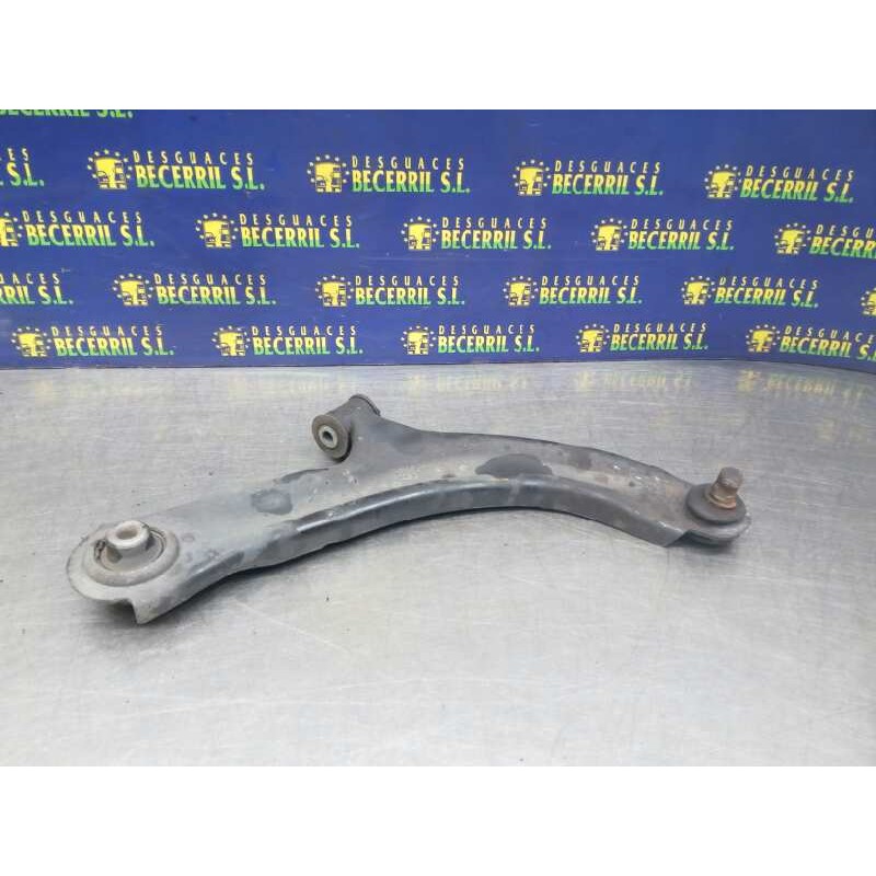 Recambio de brazo suspension inferior delantero derecho para renault clio iii dynamique referencia OEM IAM 8200744092  