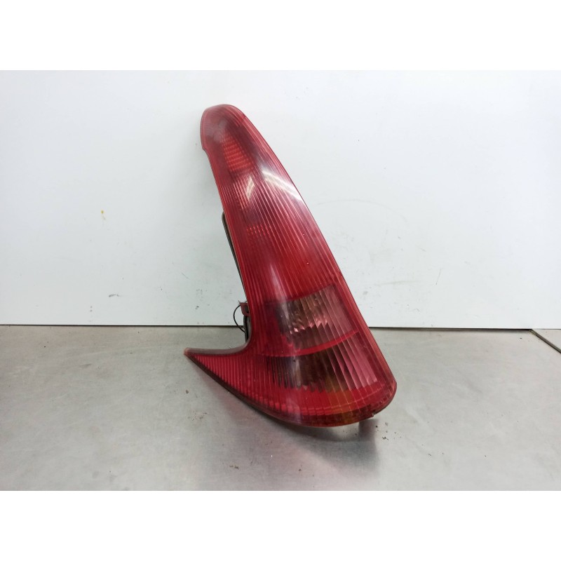 Recambio de piloto trasero izquierdo para peugeot 206 sw x-line clim referencia OEM IAM Recambio de piloto trasero izquierdo para peugeot 206 sw x-line clim referencia OEM IAM