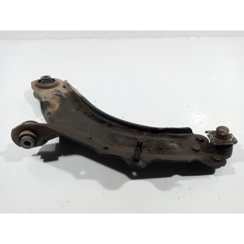 Recambio de brazo suspension inferior delantero izquierdo para renault kangoo expression referencia OEM IAM Recambio de brazo suspension inferior delantero izquierdo para renault kangoo expression referencia OEM IAM