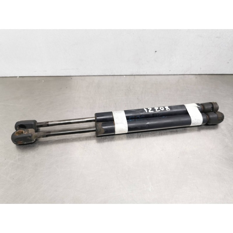 Recambio de amortiguadores maletero/ porton para bmw serie 3 berlina (e36) 318tds referencia OEM IAM Recambio de amortiguadores maletero/ porton para bmw serie 3 berlina (e36) 318tds referencia OEM IAM