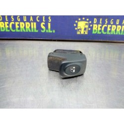 Recambio de mando elevalunas delantero derecho para renault megane i classic (la0) 1.9 d europa referencia OEM IAM   