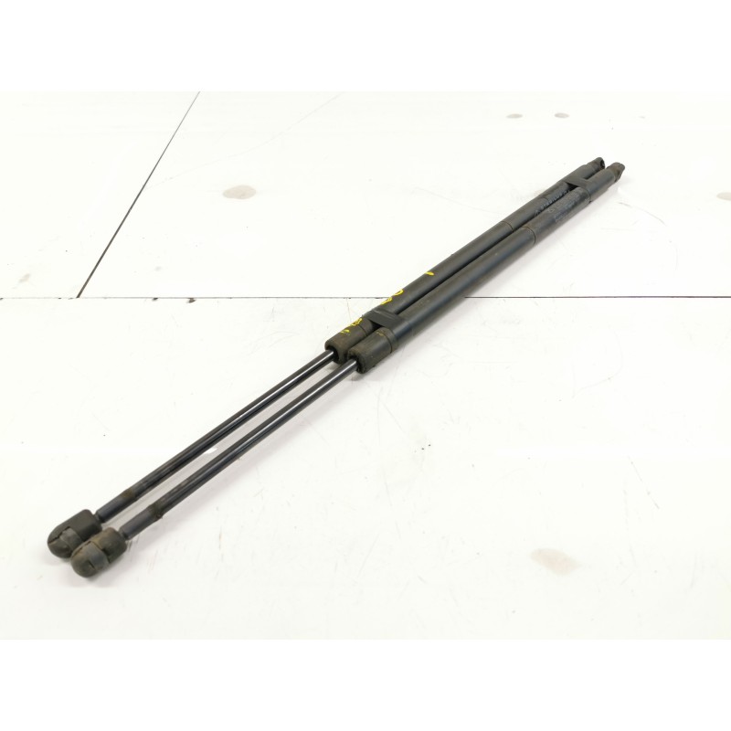 Recambio de amortiguadores maletero/ porton para chrysler voyager (rg) 2.4 se referencia OEM IAM Recambio de amortiguadores maletero/ porton para chrysler voyager (rg) 2.4 se referencia OEM IAM