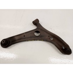 Recambio de brazo suspension inferior delantero derecho para toyota yaris (ncp1/nlp1/scp1) 1.3 expo referencia OEM IAM   