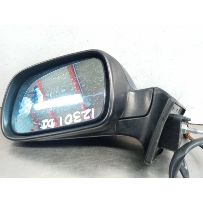 Recambio de retrovisor izquierdo para peugeot 407 st sport referencia OEM IAM Recambio de retrovisor izquierdo para peugeot 407 st sport referencia OEM IAM
