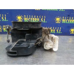 Recambio de cerradura puerta delantera izquierda para fiat punto berlina (176) td 60 cult referencia OEM IAM 0046759840  