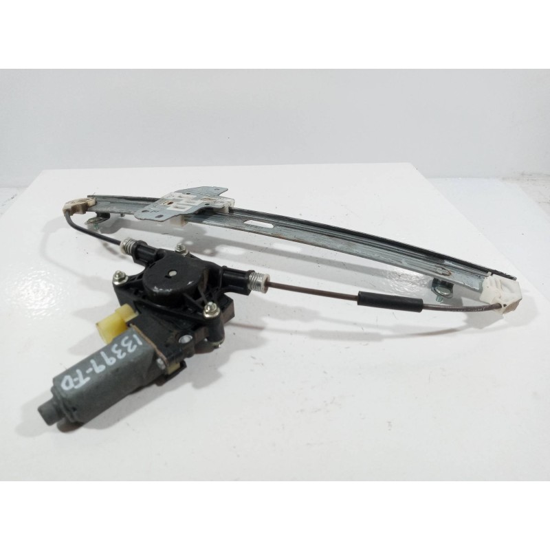 Recambio de elevalunas trasero derecho para kia rio 1.5 crdi active referencia OEM IAM Recambio de elevalunas trasero derecho para kia rio 1.5 crdi active referencia OEM IAM
