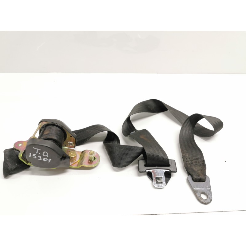 Recambio de cinturon seguridad trasero derecho para nissan patrol (k/w160) hardtop (k160) referencia OEM IAM Recambio de cinturon seguridad trasero derecho para nissan patrol (k/w160) hardtop (k160) referencia OEM IAM