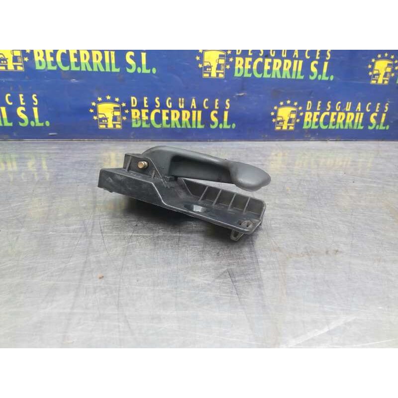 Recambio de maneta interior delantera derecha para fiat punto berlina (176) td 60 cult referencia OEM IAM 0182583960 Recambio de maneta interior delantera derecha para fiat punto berlina (176) td 60 cult referencia OEM IAM 0182583960