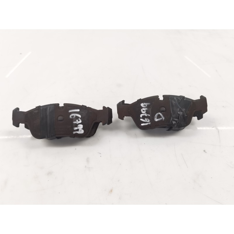 Recambio de pastillas de freno delanteras para bmw serie 3 compact (e46) 320td referencia OEM IAM Recambio de pastillas de freno delanteras para bmw serie 3 compact (e46) 320td referencia OEM IAM