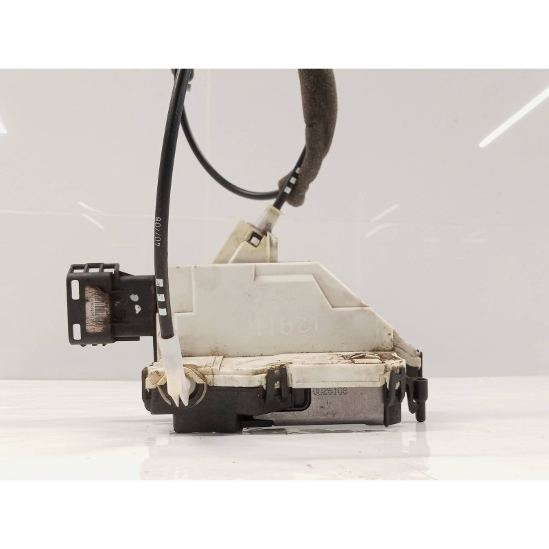 Recambio de cerradura puerta trasera izquierda para peugeot 308 confort referencia OEM IAM Recambio de cerradura puerta trasera izquierda para peugeot 308 confort referencia OEM IAM