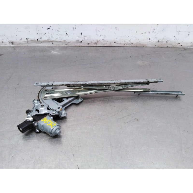 Recambio de elevalunas delantero derecho para peugeot 4007 premium referencia OEM IAM 705310  