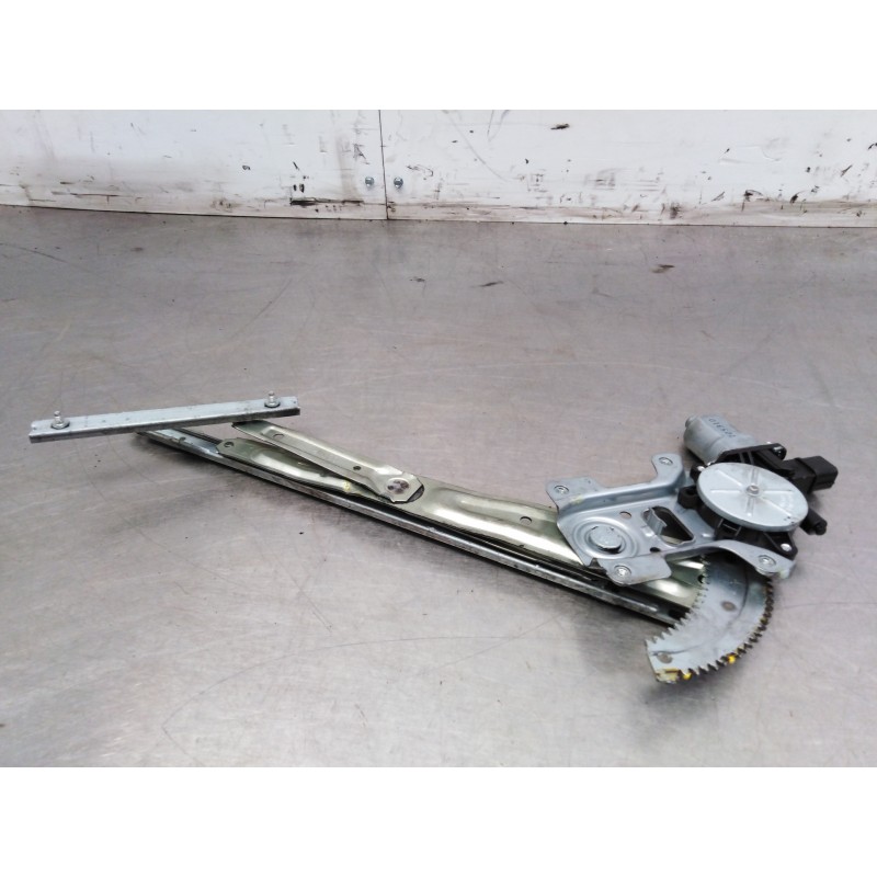 Recambio de elevalunas delantero izquierdo para peugeot 4007 premium referencia OEM IAM 705310  