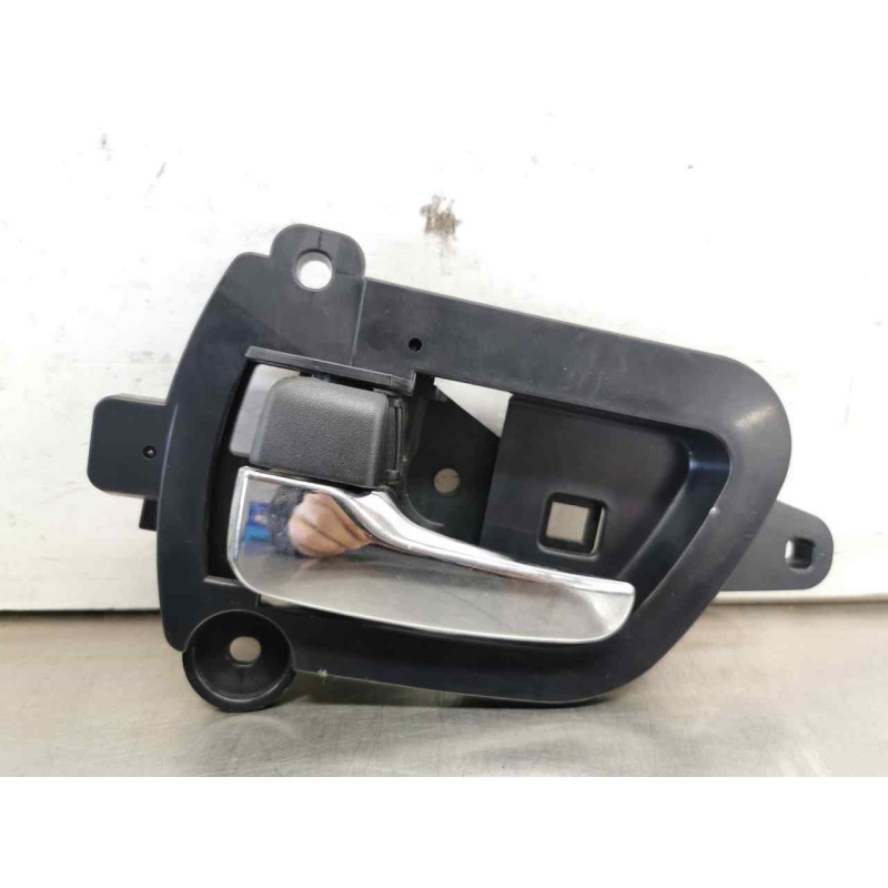 Recambio de maneta interior delantera izquierda para peugeot 4007 premium referencia OEM IAM Recambio de maneta interior delantera izquierda para peugeot 4007 premium referencia OEM IAM