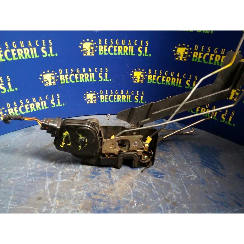 Recambio de cerradura puerta delantera derecha para hyundai terracan (hp) referencia OEM IAM Recambio de cerradura puerta delantera derecha para hyundai terracan (hp) referencia OEM IAM