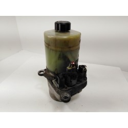 Recambio de bomba direccion para ford focus berlina (cap) ambiente (d) referencia OEM IAM 4M513K514BF  