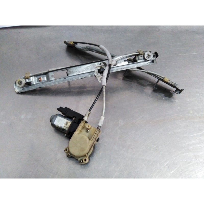 Recambio de elevalunas delantero izquierdo para renault megane ii classic berlina confort dynamique referencia OEM IAM Recambio de elevalunas delantero izquierdo para renault megane ii classic berlina confort dynamique referencia OEM IAM