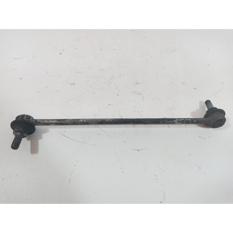Recambio de tirante delantero izquierdo para volvo c30 2.0 d summum referencia OEM IAM Recambio de tirante delantero izquierdo para volvo c30 2.0 d summum referencia OEM IAM