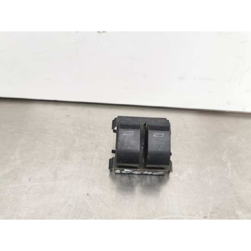 Recambio de mando elevalunas delantero izquierdo para audi a3 (8l) 1.9 tdi ambiente referencia OEM IAM 8L0959851 Recambio de mando elevalunas delantero izquierdo para audi a3 (8l) 1.9 tdi ambiente referencia OEM IAM 8L0959851