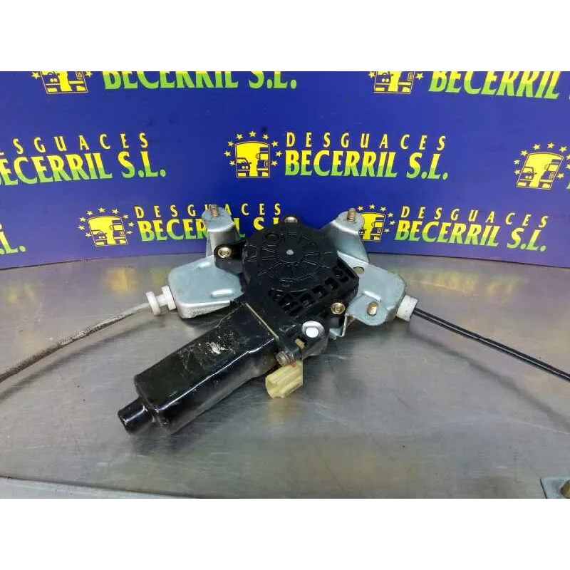 Recambio de motor elevalunas trasero izquierdo para hyundai terracan (hp) referencia OEM IAM 82450H1000  
