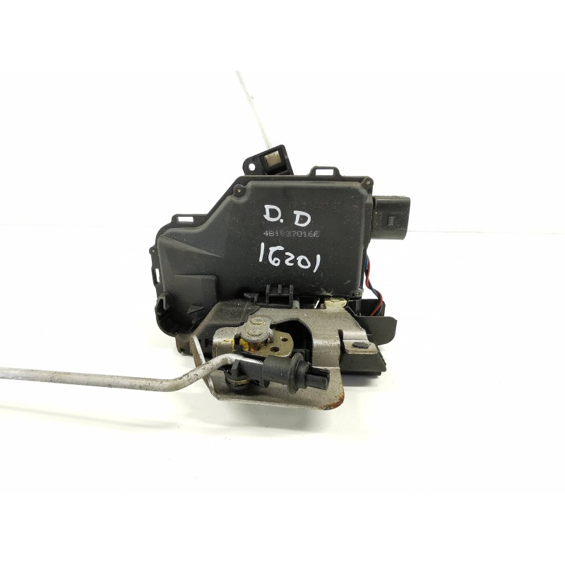 Recambio de cerradura puerta delantera derecha para audi a4 avant (8e) 1.9 tdi referencia OEM IAM Recambio de cerradura puerta delantera derecha para audi a4 avant (8e) 1.9 tdi referencia OEM IAM