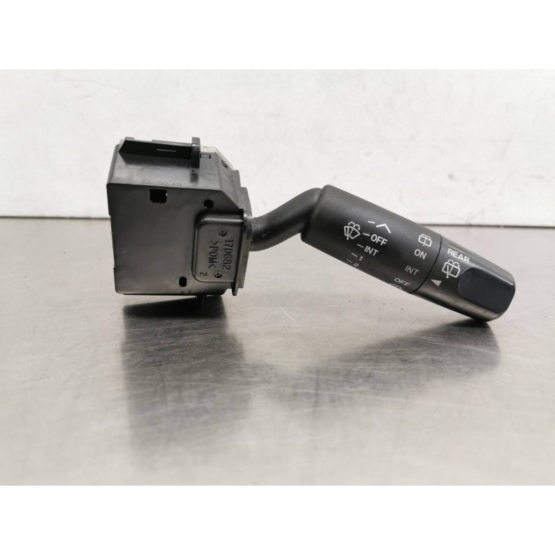Recambio de mando limpia para mazda 3 berlina (bk) 1.6 crdt active referencia OEM IAM Recambio de mando limpia para mazda 3 berlina (bk) 1.6 crdt active referencia OEM IAM