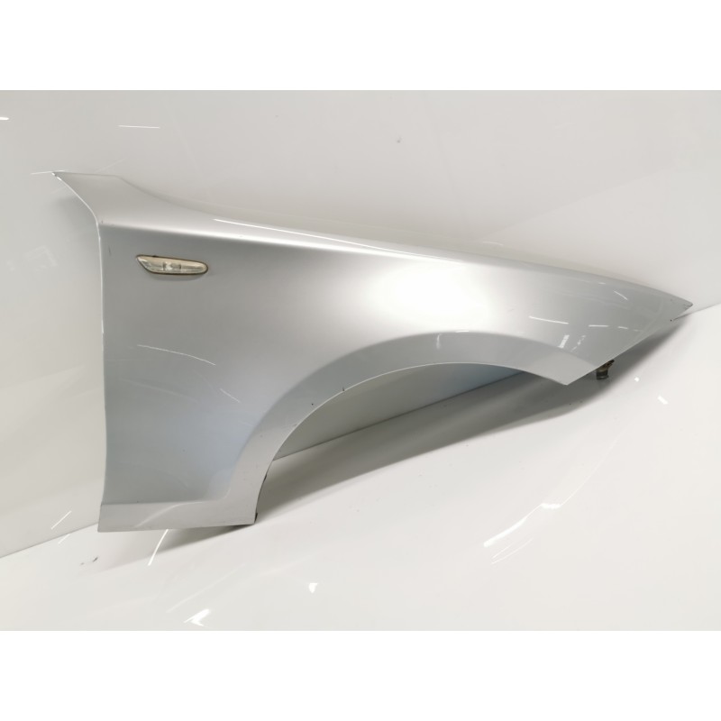 Recambio de aleta delantera derecha para bmw serie 1 berlina (e81/e87) 120d referencia OEM IAM Recambio de aleta delantera derecha para bmw serie 1 berlina (e81/e87) 120d referencia OEM IAM