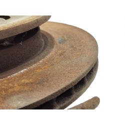 Recambio de mangueta delantera izquierda para ssangyong musso 2.3 tdi grand lux referencia OEM IAM   