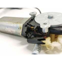 Recambio de elevalunas delantero derecho para volvo v40 familiar 1.8 16v referencia OEM IAM 1131361019470 MMR511133 