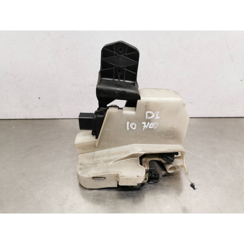 Recambio de cerradura puerta delantera izquierda para volkswagen passat berlina (3b3) edition referencia OEM IAM Recambio de cerradura puerta delantera izquierda para volkswagen passat berlina (3b3) edition referencia OEM IAM