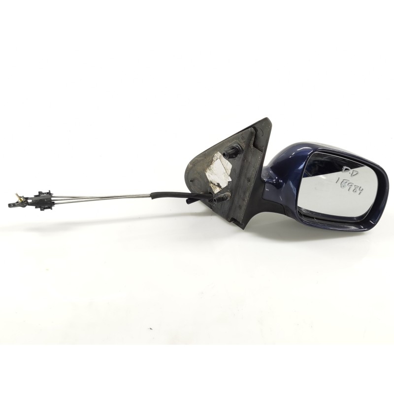 Recambio de retrovisor derecho para volkswagen polo berlina (6n2) conceptline referencia OEM IAM Recambio de retrovisor derecho para volkswagen polo berlina (6n2) conceptline referencia OEM IAM