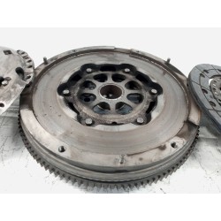 Recambio de kit de embrague para ford mondeo berlina (ge) ambiente (06.2003) (d) referencia OEM IAM   