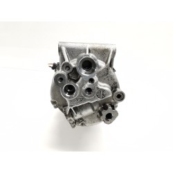 Recambio de compresor aire acondicionado para renault scenic ii confort dynamique referencia OEM IAM 8200457418  
