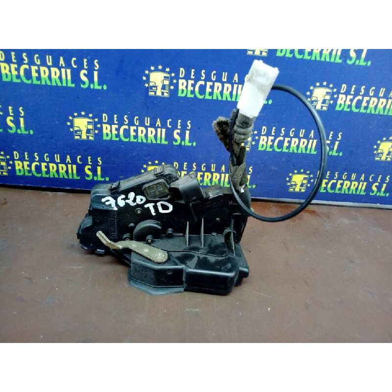Recambio de cerradura puerta trasera derecha para bmw serie 3 berlina (e46) 320d referencia OEM IAM Recambio de cerradura puerta trasera derecha para bmw serie 3 berlina (e46) 320d referencia OEM IAM