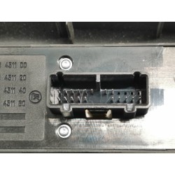 Recambio de mando elevalunas delantero izquierdo para volvo s40 berlina 2.0 diesel cat referencia OEM IAM 30710787  
