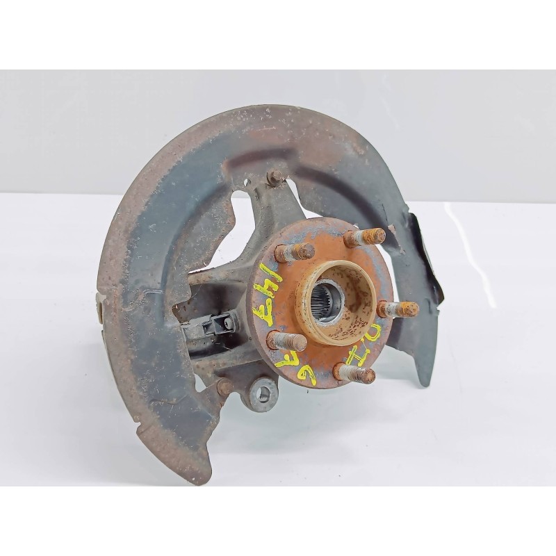 Recambio de mangueta delantera izquierda para volvo s40 berlina 2.0 diesel cat referencia OEM IAM   