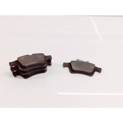 Recambio de pastillas de freno traseras para volvo s40 berlina 2.0 diesel cat referencia OEM IAM   