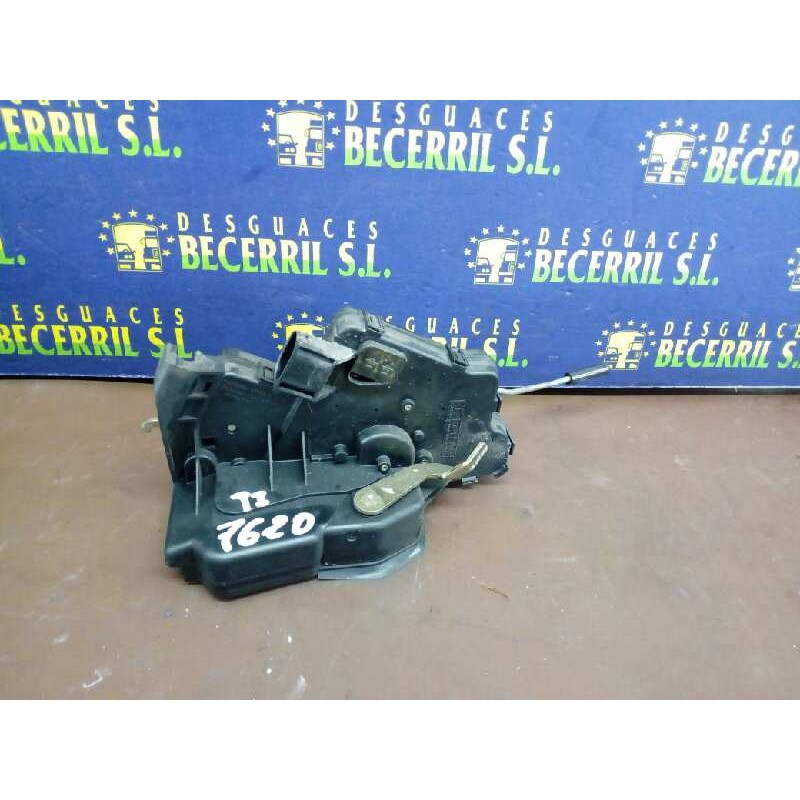 Recambio de cerradura puerta trasera izquierda para bmw serie 3 berlina (e46) 320d referencia OEM IAM Recambio de cerradura puerta trasera izquierda para bmw serie 3 berlina (e46) 320d referencia OEM IAM