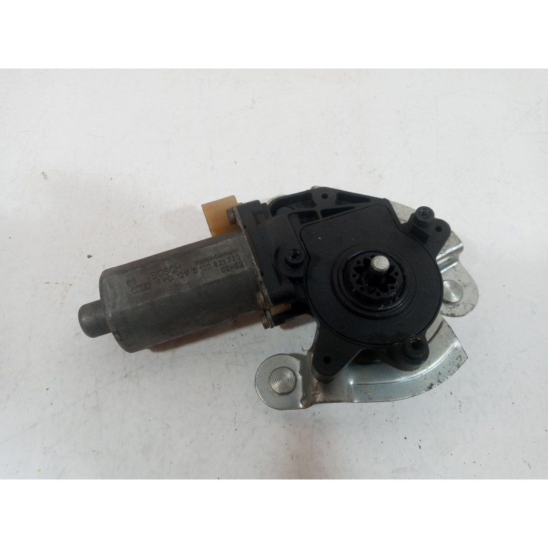 Recambio de motor elevalunas delantero izquierdo para renault megane i classic (la0) 1.5 cat referencia OEM IAM 0130821720  