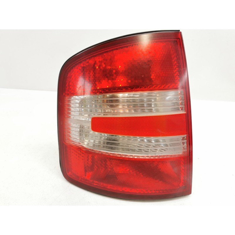Recambio de piloto trasero izquierdo para skoda fabia familiar (6y5) elegance referencia OEM IAM Recambio de piloto trasero izquierdo para skoda fabia familiar (6y5) elegance referencia OEM IAM