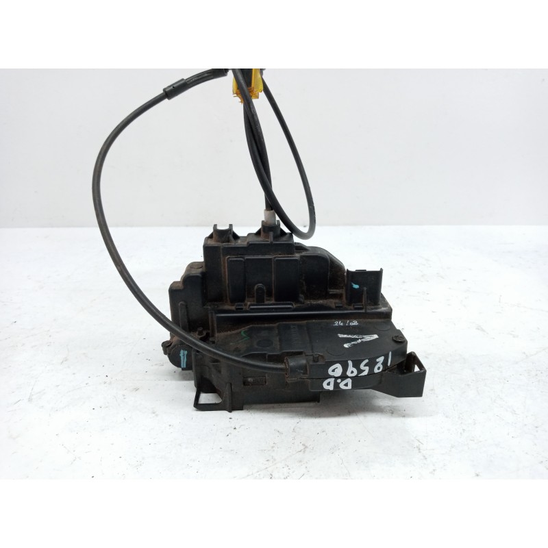 Recambio de cerradura puerta delantera derecha para renault modus fantasy referencia OEM IAM Recambio de cerradura puerta delantera derecha para renault modus fantasy referencia OEM IAM