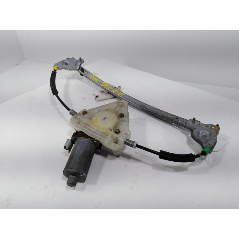 Recambio de elevalunas trasero derecho para peugeot 406 berlina (s1/s2) srdt referencia OEM IAM 0130821924 Recambio de elevalunas trasero derecho para peugeot 406 berlina (s1/s2) srdt referencia OEM IAM 0130821924