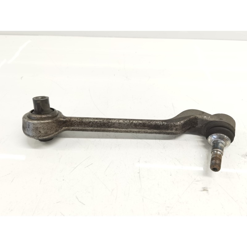 Recambio de brazo suspension inferior delantero derecho para bmw serie 3 berlina (e90) 316d referencia OEM IAM 6763700R  