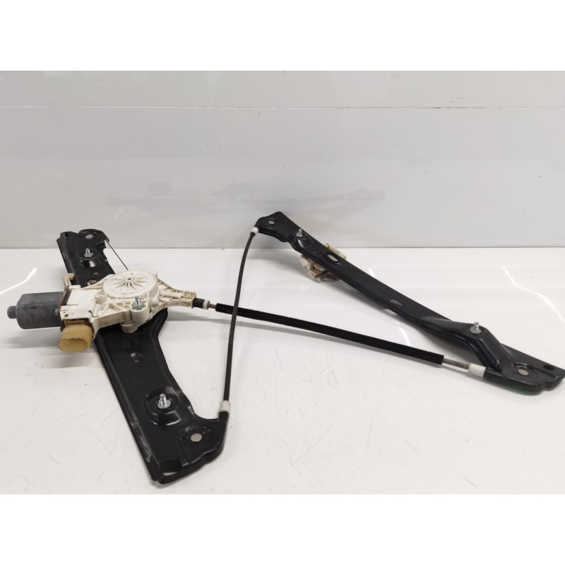 Recambio de elevalunas delantero izquierdo para bmw serie 3 berlina (e90) 316d referencia OEM IAM 6927027 0130822226 Recambio de elevalunas delantero izquierdo para bmw serie 3 berlina (e90) 316d referencia OEM IAM 6927027 0130822226