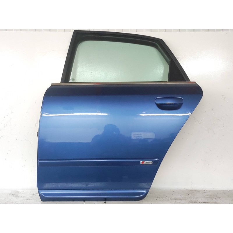 Recambio de puerta trasera izquierda para audi a4 berlina (8e) 2.5 tdi quattro (132kw) referencia OEM IAM   