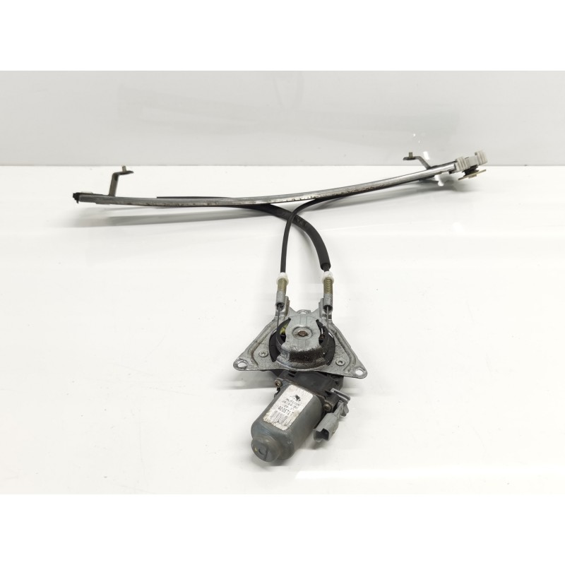 Recambio de elevalunas delantero izquierdo para citroen saxo 1.5 d sx referencia OEM IAM 400671T Recambio de elevalunas delantero izquierdo para citroen saxo 1.5 d sx referencia OEM IAM 400671T