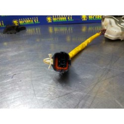 Recambio de cerradura puerta trasera izquierda para kia sorento 2.5 crdi cat referencia OEM IAM 814103E010  