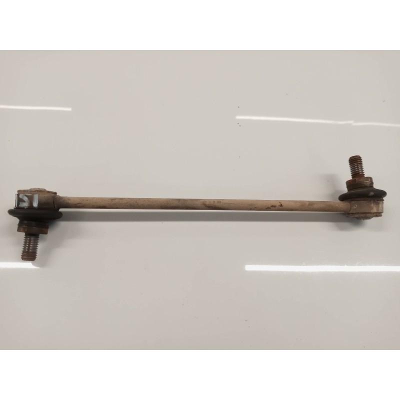 Recambio de tirante delantero izquierdo para ford fiesta berlina básico referencia OEM IAM Recambio de tirante delantero izquierdo para ford fiesta berlina básico referencia OEM IAM